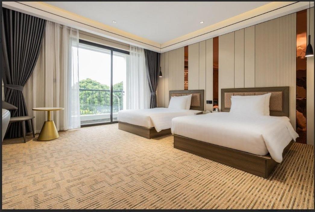 International Khách sạn 3*