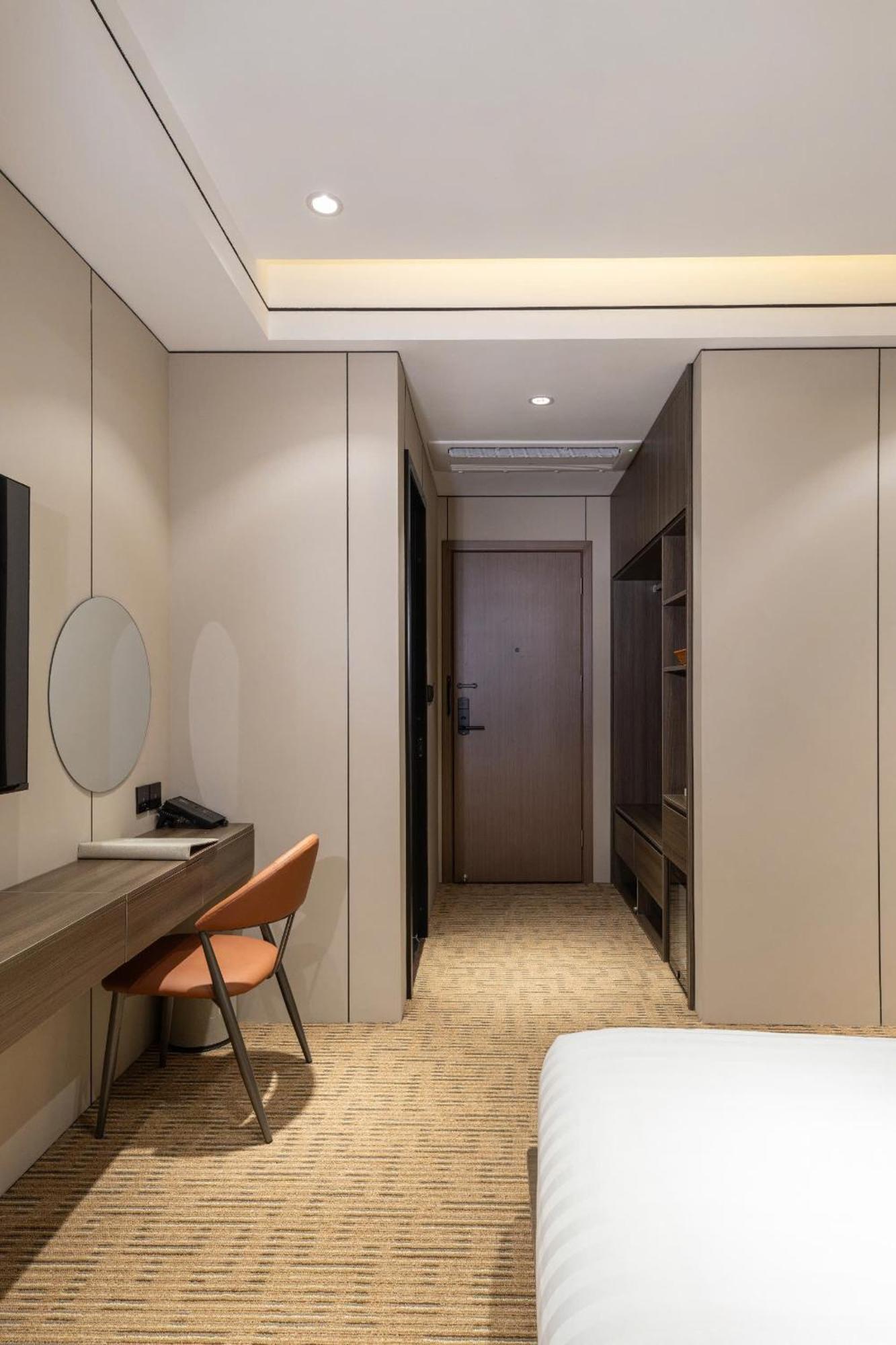 Khách sạn International Hà Nội