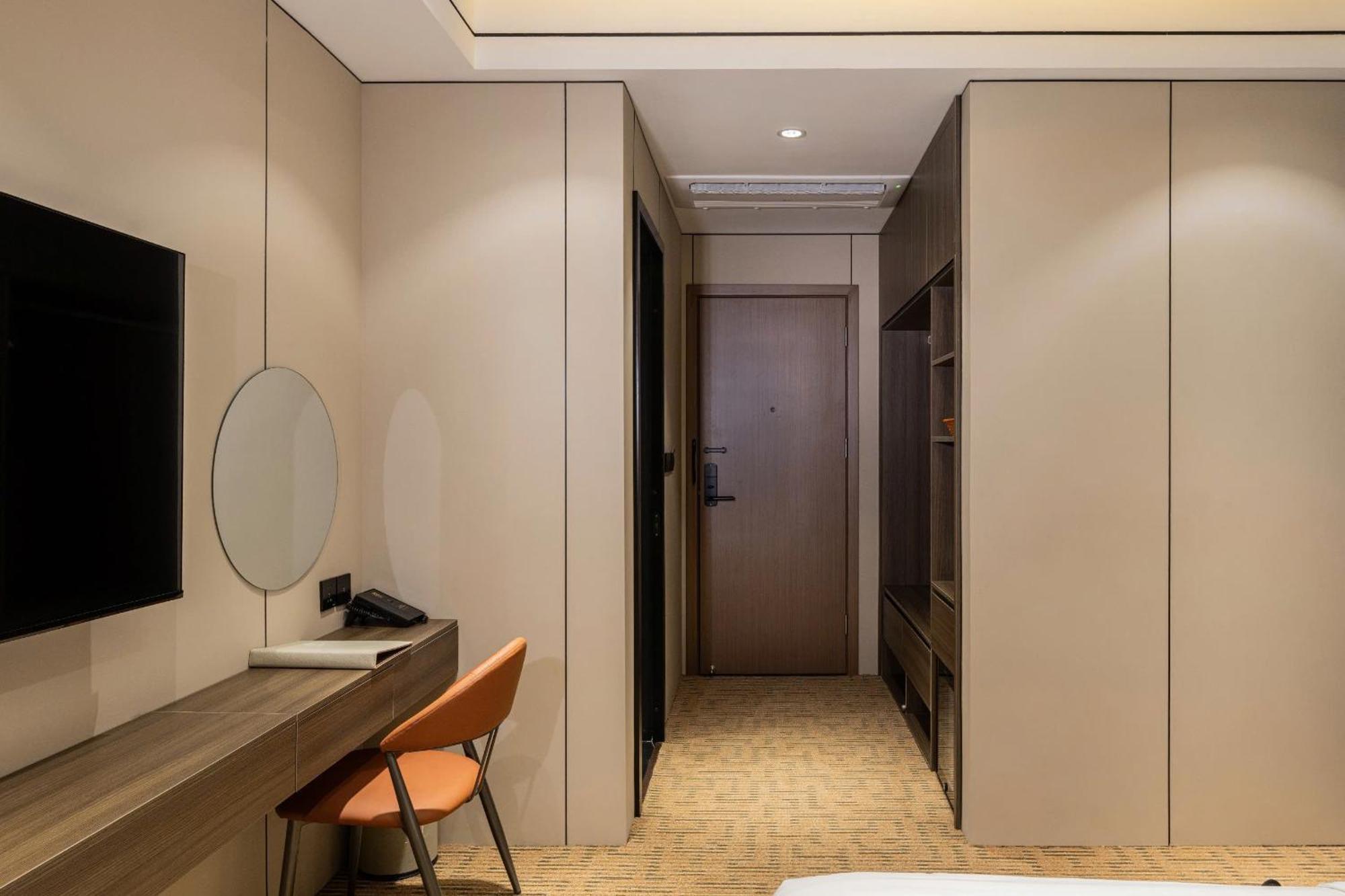 International Hotel 3*