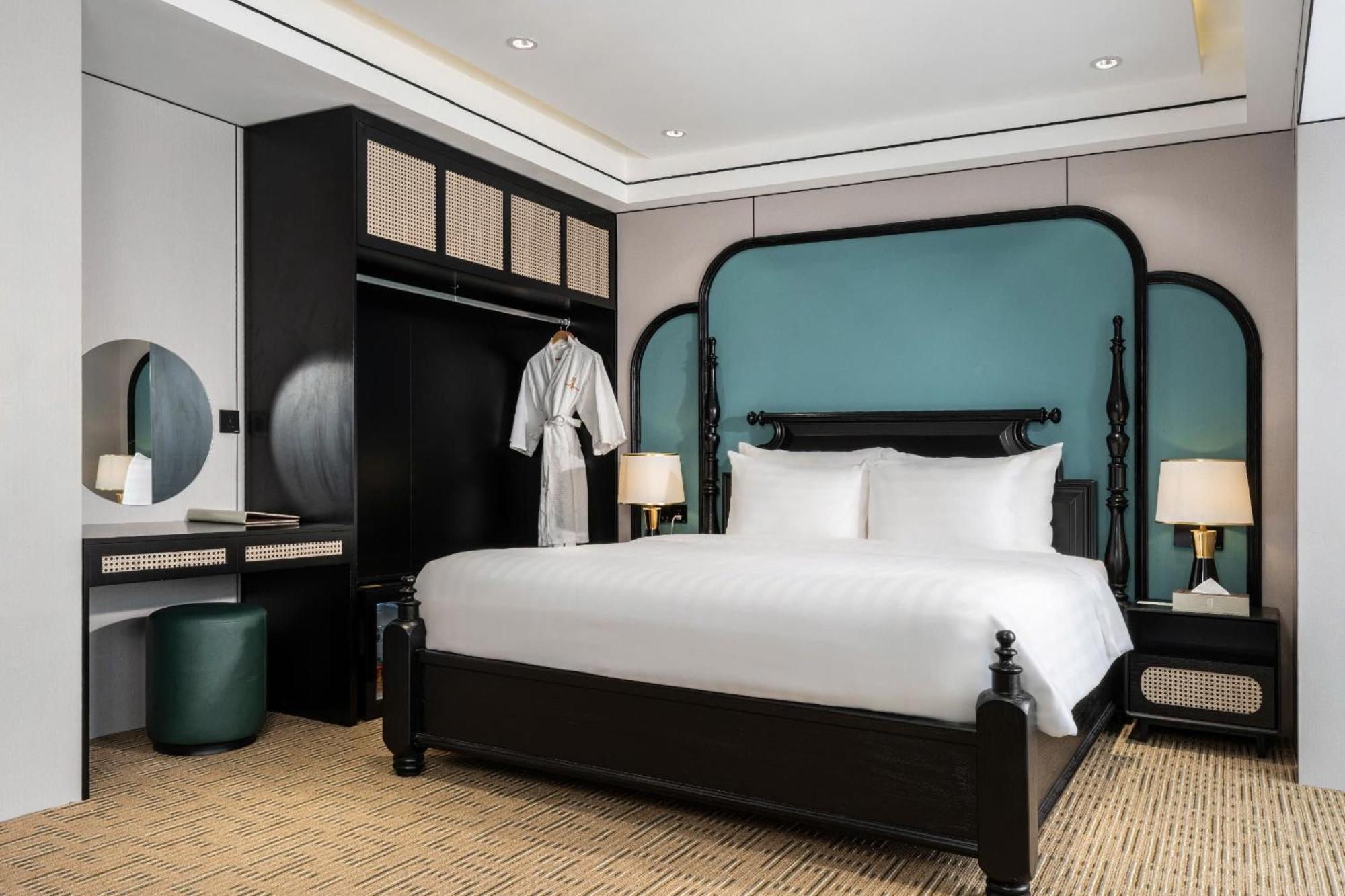 International Hotel